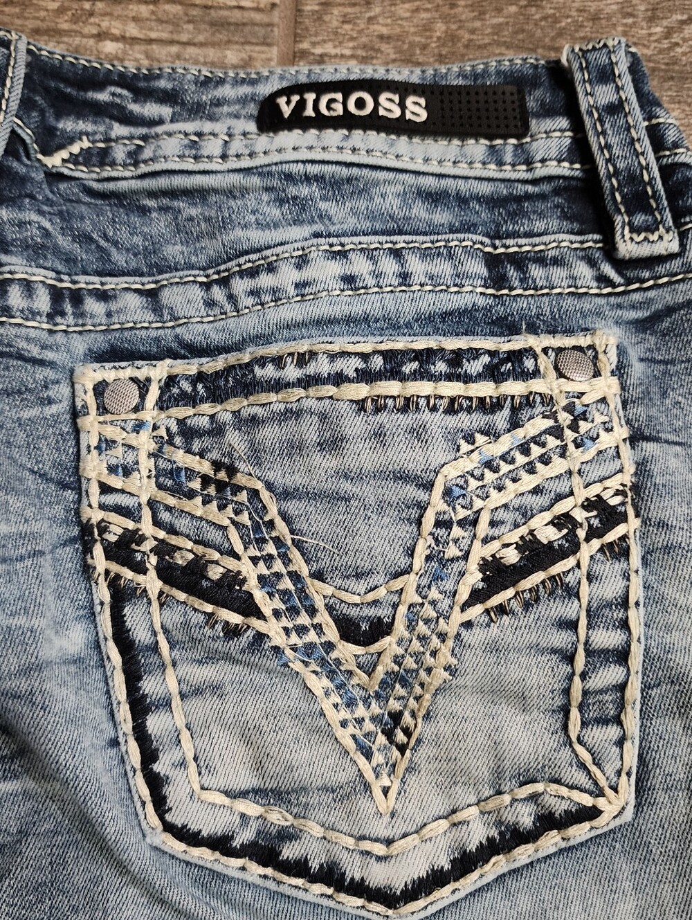 Y2K VIGOSS Chelsea Boot Cut Low Rise Flare Jeans Blue denim with white stitching
